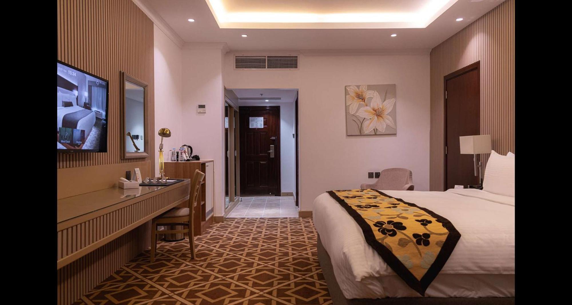Best Western Plus Jeddah Hotel Madinah Road Luaran gambar